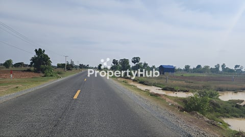 ដីលក់ កំពង់ស្ពឺ ក្បែររោងចក្រចិន