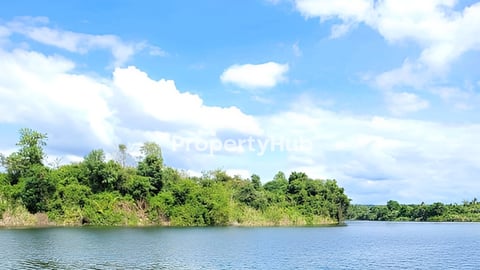 🏞️ ដីលក់ស្ថិតជាប់ព្រែកត្រពាំងរូង