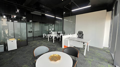 ការិយាល័យជួលមានសម្ភារៈស្រាប់តម្លៃ669ដុល្លា Co-working for rent at Koh Pich (Of-1