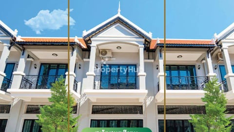 House for Living and Business Use in Borey Tourism City, Siem Reap