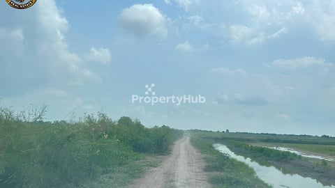 ដី លក់ (ជាប់ ព្រែកជីក ហ្វូណន) ស្រុកកៀនស្វាយ ខេត្តកណ្តាល