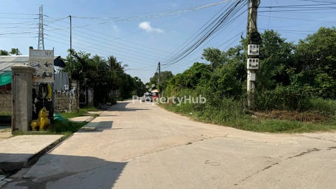 ដីកែងលក់នៅជិតបុរីពិភពថ្មីឈូកវ៉ា2