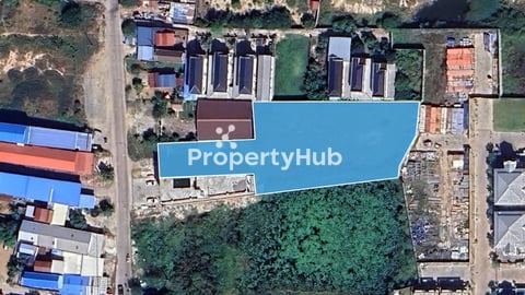 Prime Commercial Land for Rent on Street 7 Makara