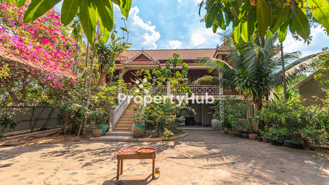 5 bedroom House for Sale in Siem Reap, Svay Dangkum area