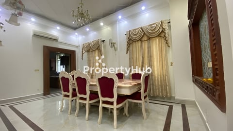 វីឡាសម្រាប់ជួល នៅសង្កាត់ផ្សារដើមថ្កូវ (សម្ភារៈពេញ)