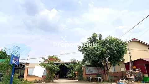 ផ្ទះអាជីវកម្មលក់ក្នុងក្រុងបាត់ដំបង នៅជាប់ផ្លូវកៅស៊ូធំ