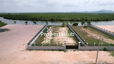 ជាប់ព្រែក(បង់លុយស្រួល)