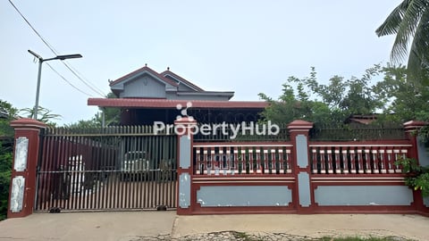 ផ្ទះលក់ក្នុងក្រុងបាត់ដំបង ជិតដៃប្រាំបី ប្លង់រឹង