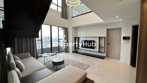Luxury 4 Bedroom Penthouse for Rent in BKK1