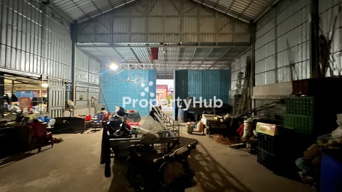 ឃ្លាំងជួល ស្ពានទី 55 (ផ្លូវទៅជ្រៃធំ)