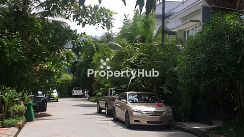 វិឡាសម្រាប់លក់ នៅបុរី999 ម្តុំវត្តសន្សំកុសល