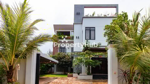 4BR-Villa for Sale in Siem Reap, Svay Dangkum area