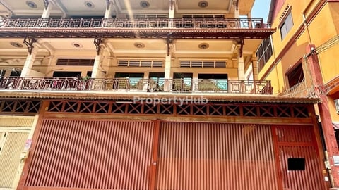 💥ផ្ទះ2ល្វែង ទម្លុះចូលគ្នា លក់បន្ទាន់ខ្លាំង! ម្តុំទួលសង្កែ (Code: V-00003)