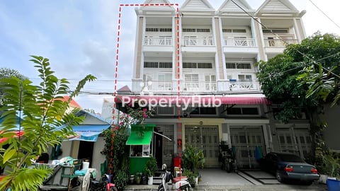 លក់បន្ទាន់ ក្រោមទីផ្សារកម្ចីធនាគារបាន 10មុឺន។