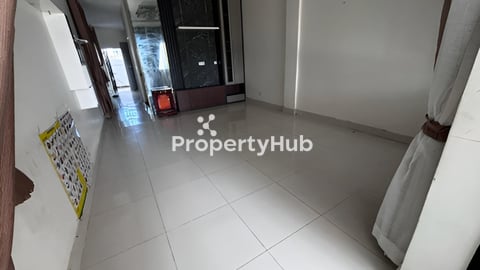 ផ្ទះលក់បន្ទាន់​​ (ជិតបុរីពិភពថ្មីឈូកវ៉ា២)