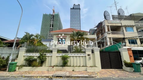 Villa for Rent in Khan Duan Penh