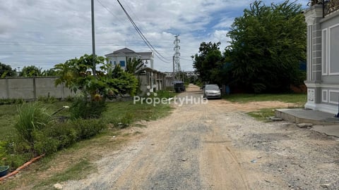 ដីលក់ជិតវត្តក្រាំងធ្នង់ក្រោយសង្គមកិច្ច