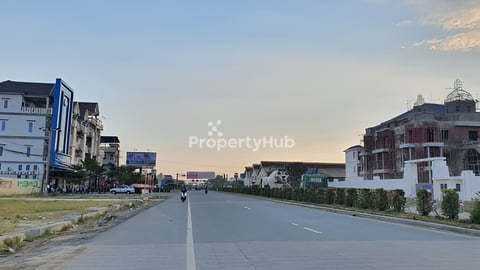 ដីលក់លើផ្លូវជាតិលេខបី 1.5km ពីរង្វង់មូលចោមចៅ