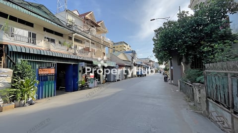 🏘 ផ្ទះល្វែង នៅជិតផ្សារចំរើនផល ត្រូវការលក់បន្ទាន់ខ្លាំង