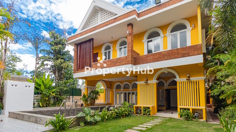 Boutique Hotel 15 Bedrooms for Sale  in Siem Reap City 