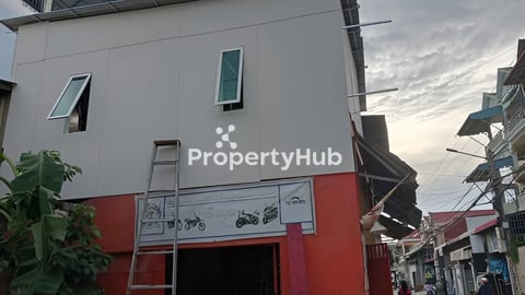 តូបកែងផ្លូវ ជួល220