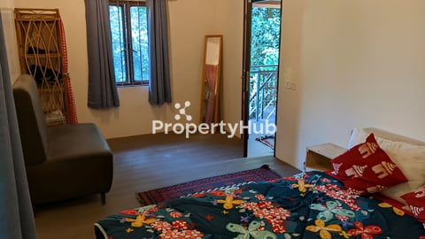 Lovely house for rent in Areyksatr's nature