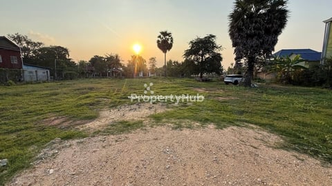 ដីលក់បន្ទាន់ម្ចាស់ផ្ទាល់