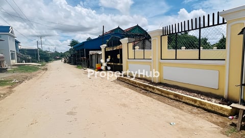 ដីលក់ក្រោមទីផ្សារ 40%