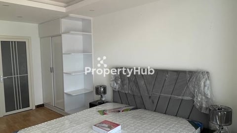 1BR Condo for rent at Teuk Tla 