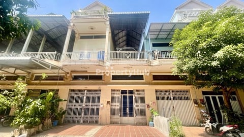 💥ផ្ទះល្វែង លក់បន្ទាន់ខ្លាំង! ម្តុំទួលសង្កែ (Code: F-00058)