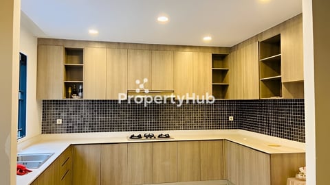 Queen Villa for RENT