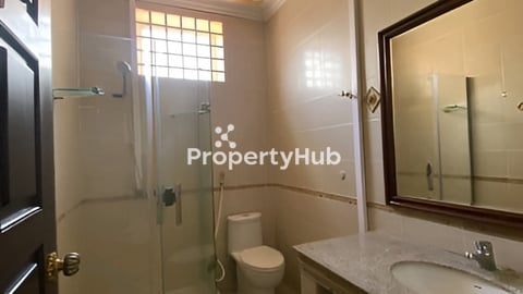 ផ្ទះវីឡាជួលកណ្ដាលក្រុង ជិតពេទ្យកាលម៉ែត្រ