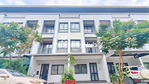 ផ្ទះវីឡា កូនកាត់ សម្រាប់លក់