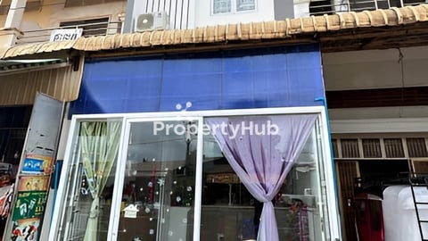 ផ្ទះអាជីវកម្មជួលនៅលេីផ្លូវបេនឡានចុងកៅស៊ូ