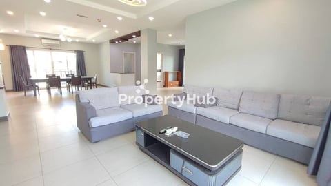 Spacious 4 Bedroom Apartment for Rent in Chamkamorn