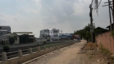 ដីសម្រាប់លក់