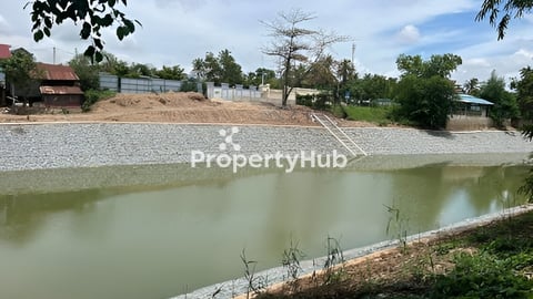 ដីលក់/ជួល ជាប់ព្រែកហូល តាខ្មៅ