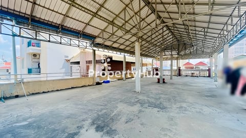 🏘 ផ្ទះល្វែងមានបន្ទប់ជួល (ខាង) នៅលើមហាវិថី271 ជិតផ្សារបឹងទំពុន ត្រូវការលក់បន្ទាន