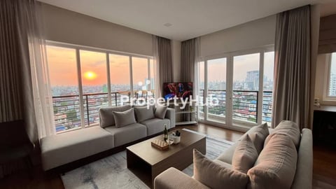 Modern 1-Bedroom Condo for Rent with Pool & Gym (107sqm)