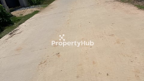 ដីកែងលក់ក្បាល៩ ជំរៅ២៧ទីតាំងហួសវត្តភ្នៀតប្រហែល១គីឡូទៅវត្តអង្គមុន្នី តំលៃ៣២០០០ចរចា