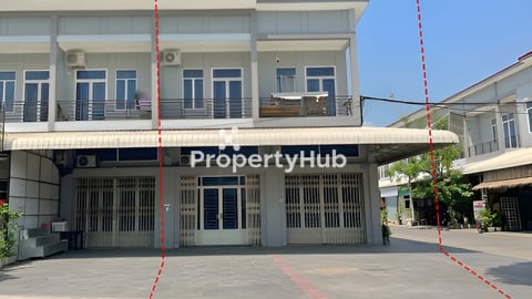  ផ្ទះអាជីវកម្ម 2ល្វែង (កែង)  ក្នុងបុរី ហុងឡាយទួលពង្រ ត្រូវការលក់បន្ទាន់ខ្លាំង ​ 