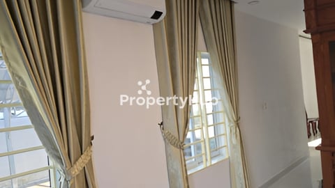 ផ្ទះវីឡាថ្មីជួល