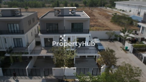 Twin Villa Corner For Sale In Borey Chankiri Phase I