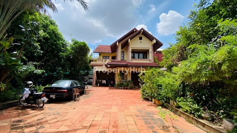 🏘 ផ្ទះវីឡា (Villa) នៅសង្កាត់បឹងទំពុន ជិតផ្លូវធំ 371 ត្រូវការលក់បន្ទាន់ខ្លាំង