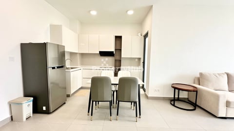 Spacious 96m² Modern 2BR at Urban Village Ph2 – High Floor, Only $780!
