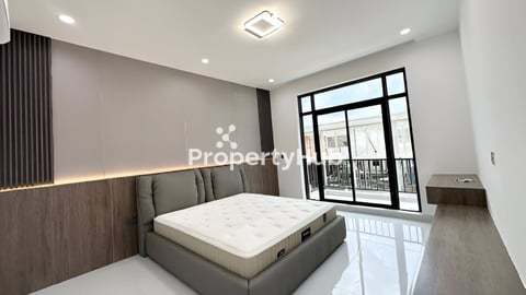 ផ្ទះកែងលក់បន្ទាន់