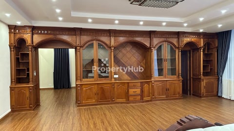 វីឡាទោល​កែង សម្រាប់​លក់​ក្នុង បុរីឡុងនី ទួលពង្រ