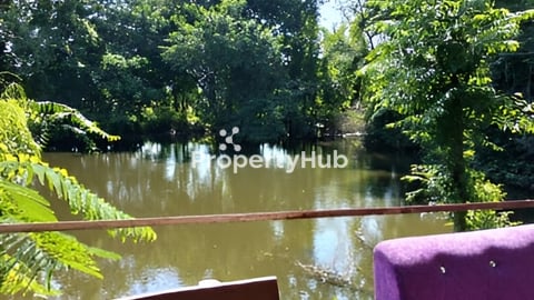 ដី , ផ្ទះ , ខារាអូខេ នៅ ត្រាំខ្នារ លក់បន្ទាន់ 29000