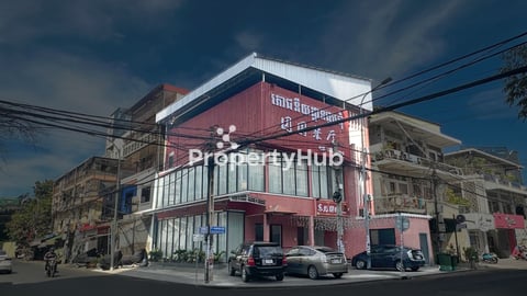 Large 15m x 16m Corner Shophouse for Rent in Khan Daun Penh 