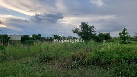 ដីជិតក្រសួងដែនដី